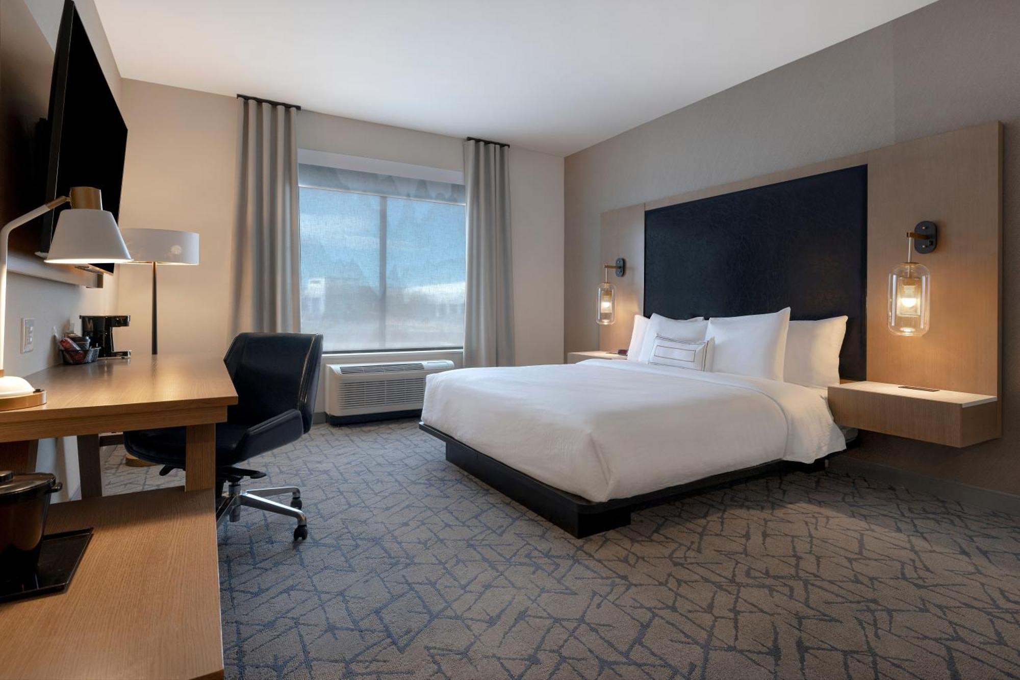 Fairfield By Marriott & Airport At Gateway Park DEN